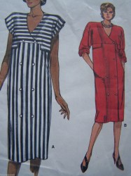 9304 EZ VOG DOUBLE BREASTED DRESS SLVS OR NOT PATTERN 12